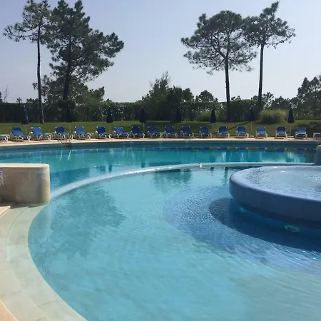 Apartament - Victory Village *